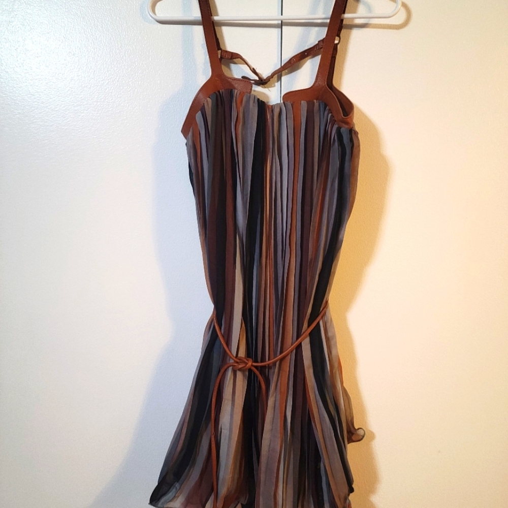 Short dress